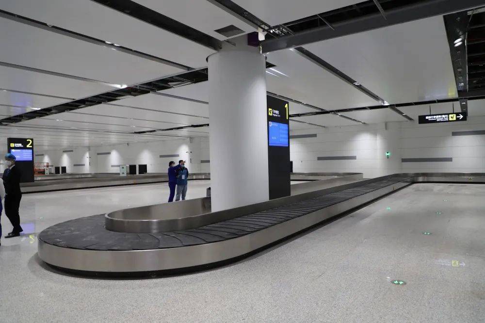 機(jī)場(chǎng)行李轉(zhuǎn)盤(pán)